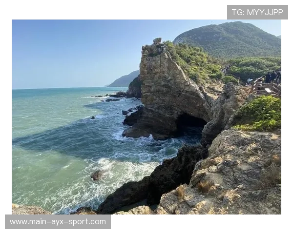 泰山还是清洗梅诺？一场关于自然奇观与生活清洗的深度对话