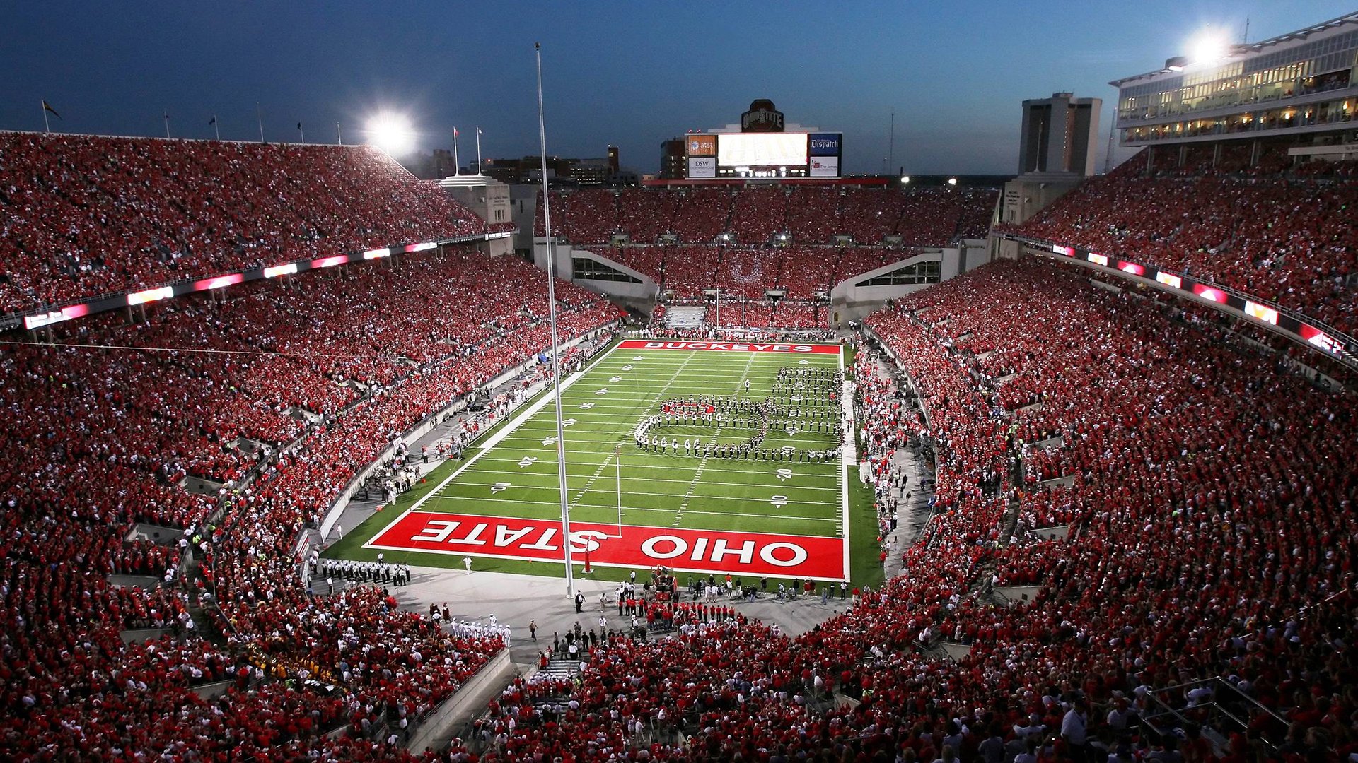 49人核心跑卫表现完美,攻防兼备,用核心跑步怎么跑